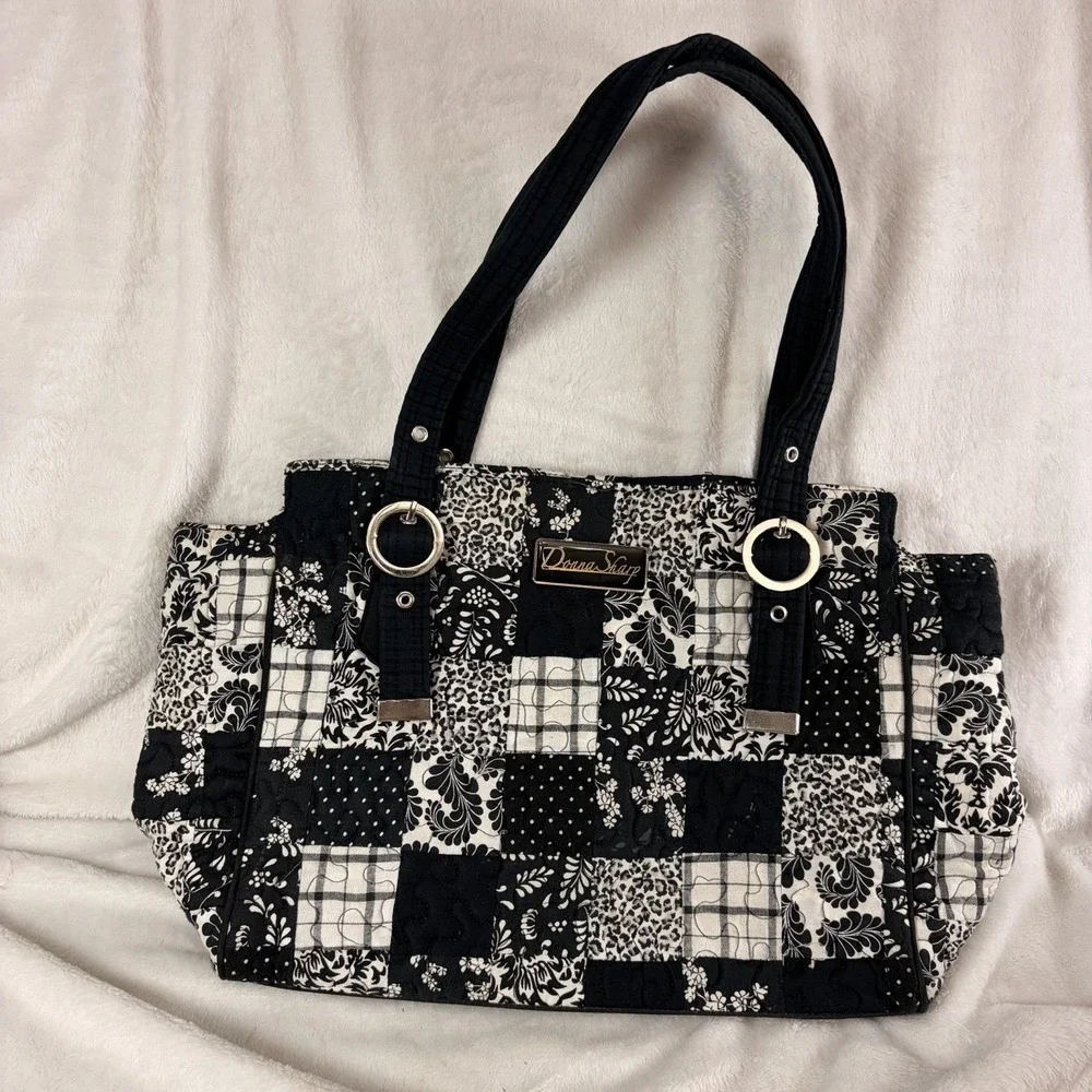 Donna Sharp Quilted Patchwork Handbag Black White Paisley Hot Pink‎ Lining Retro